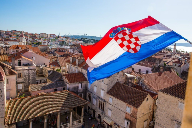 Хорватия: беженцы из Украины возмущены их переселением из отеля
