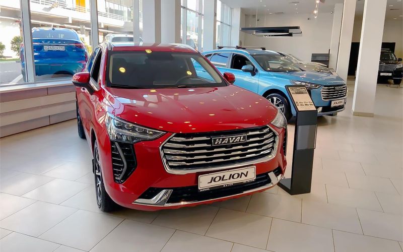 Топ-10 самых популярных машин в феврале. Цены, наличие и скидки у дилеров