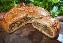 Почему заказать вкусные пироги с разнообразными начинками лучше, чем готовить самостоятельно
