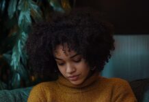 Виртуальные номера для путешественников: доступная связь без роуминга