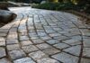 Брусчатка и тротуарная плитка: выбор материала для благоустройства