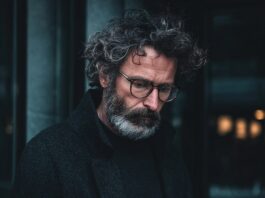 Интернет без проводов: Как выбрать оптимальную SIM-карту для надежного и быстрого интернета