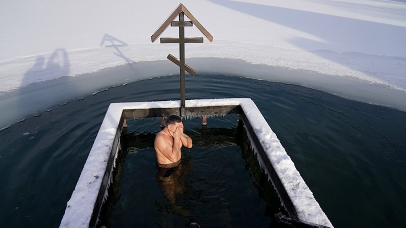 Более 220 мест для купания оборудуют в Подмосковье на Крещение