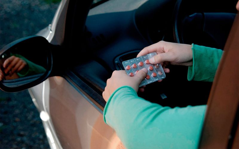 
            Эксперты назвали лекарства, из-за которых ГИБДД может лишить прав
        