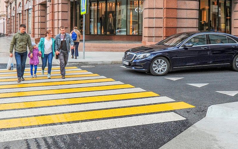 ГИБДД Москвы проведет облавы на переходах: штрафовать будут всех