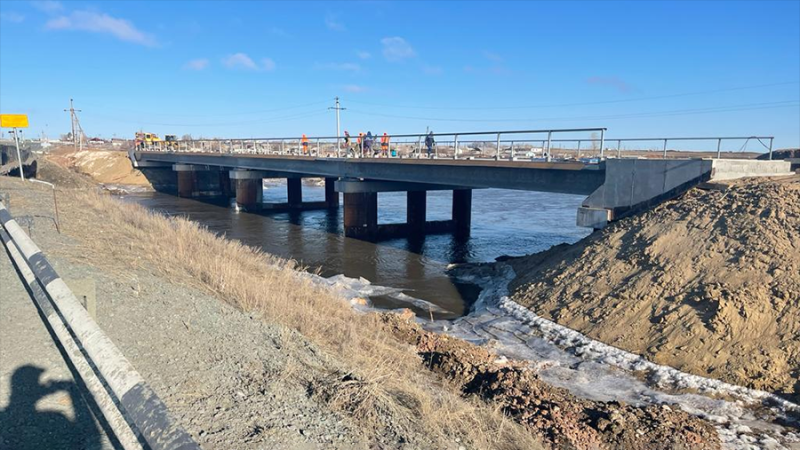 Новый мост через реку Джуса в Оренбуржье откроют летом