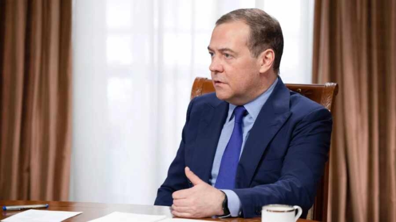 Поставки самолетов Киеву будут означать вступление НАТО в войну против РФ — Медведев