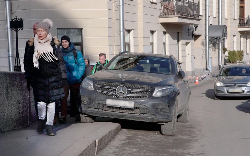 
            Тротуар по ПДД: что можно и чего нельзя водителям
        